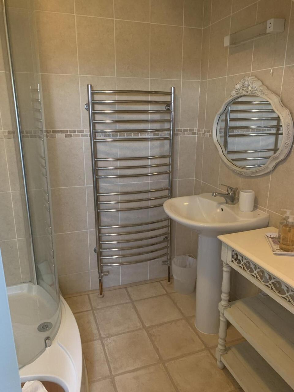 Robeanne House Holiday Accommodation Shiptonthorpe Room photo